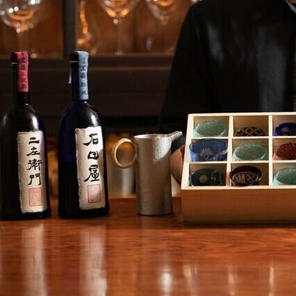 柔軟な視点で厳選した日本酒をお気に入りの切子グラスで