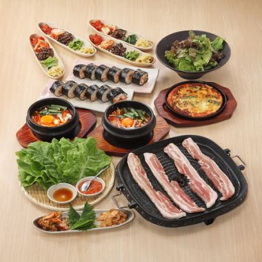 [當天預約OK][附120分鐘無限暢飲]韓式鐵板烤五花肉套餐5,000日圓（含稅）