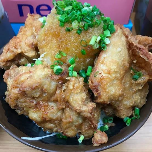 Grated radish fried chicken rice bowl