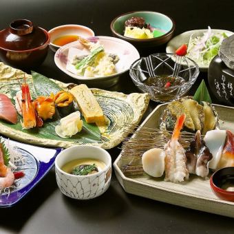 壽司套餐「月」{共9道菜} 6,400日圓（含稅）