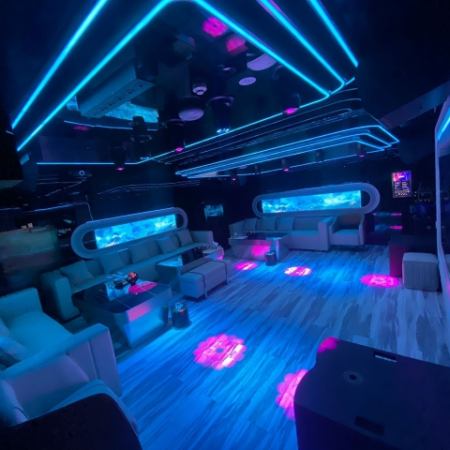 (完全個室）vipルーム※全部屋飲み放題料金込　定員15名様まで　1部屋１ｈで33,000円