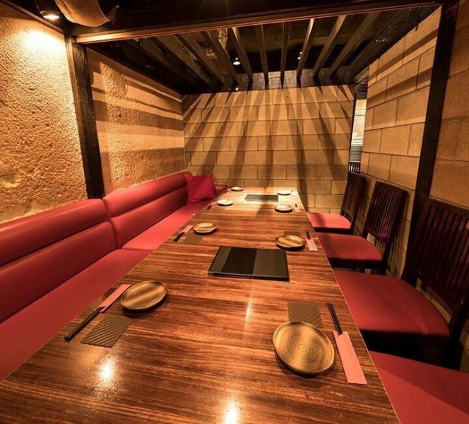 【心をこめたおもてなし】お客様に笑顔でお過ごしいただけるよう、細やかな気配りを大切にし、特別な時間をご提供できるよう努めております！お客様に合わせた空調コントロールや、ブランケットの貸し出し、女性に嬉しい白湯のご提供など、心温まるサービスが盛りだくさん！お気軽にお声がけください♪
