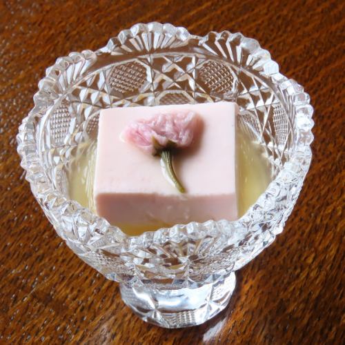 食材を活かし、手間隙かけた逸品の数々♪