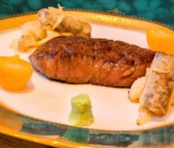 国産牛 (限定3食)