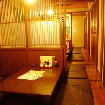 Private room with horigotatsu seating for up to 30 people
