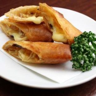 2 cheese spring rolls