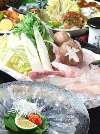 ★ Recommended! All 8 items ★ Fugu full-course course 6264 yen ⇒ 5500 yen (100 minutes drinking attachment is 6500 yen) ※ Even small groups OK