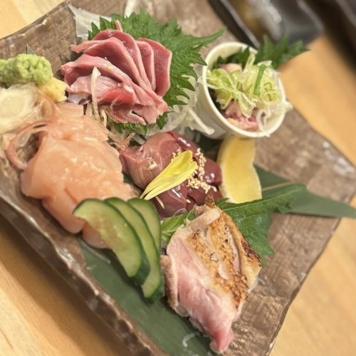 Assorted carefully selected chicken sashimi