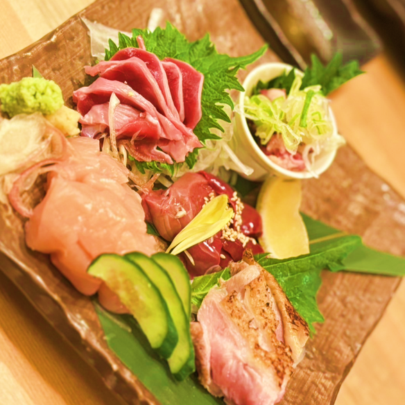 《Tori-riki's speciality》Assortment of carefully selected chicken sashimi