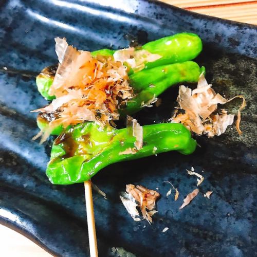 ししとう串 (秘伝タレ・塩)