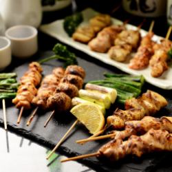 おまかせ串焼き5種盛り合わせ (秘伝タレ・塩)