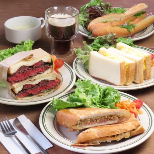 ランチや昼飲みに♪豊富なサンドイッチメニュー！