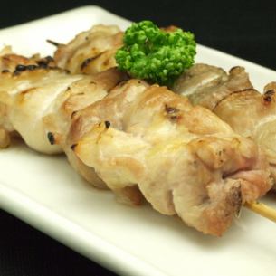 Yakitori thigh meat (2) / liver (2)