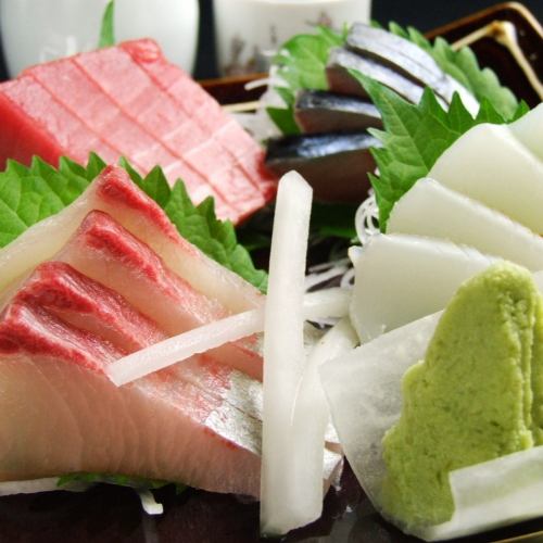 Use seasonal fresh fish ♪ [Assorted sashimi]