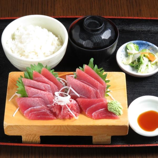 [Lunch specialty menu!!] Tuna sashimi set meal
