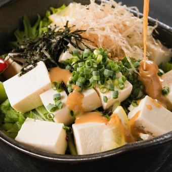 Boiled whitebait and tofu salad