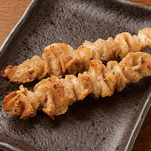 鶏かわ串