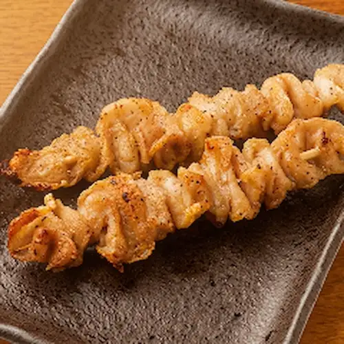 鶏かわ串