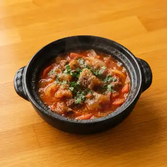 牛すじトマト煮込み