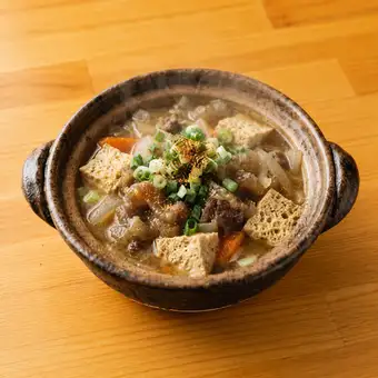 干し豆腐と牛すじの煮込み