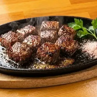 サイコロステーキ鉄板焼き