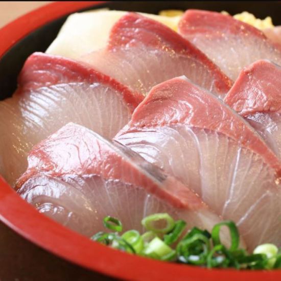 東京駅直結の名物ランチ！