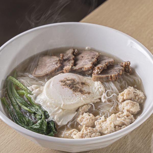 心も体も温まる!ミャンマーの定番スープ「チェーオー(春雨のスープ)」を堪能♪