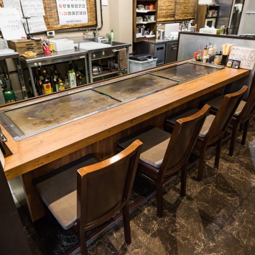 カップルのお客様は、是非カウンターで横並びでご利用下さい♪