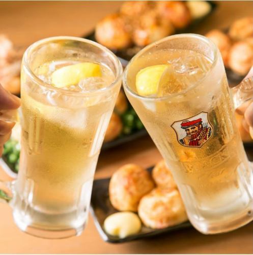 Goes perfectly with takoyaki ◎ We have a wide variety of drinks ♪ Draft beer/highball 429 yen (tax included)