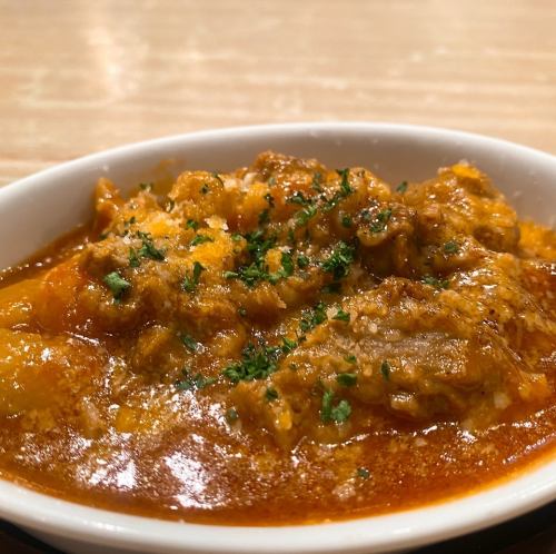 牛すじの赤ワイン煮込み