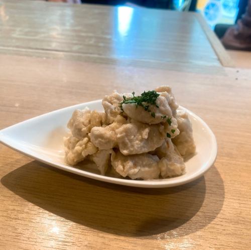 鶏ナンコツのペペロンチーノ