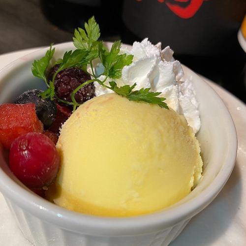 Nagoya cochin egg ice cream