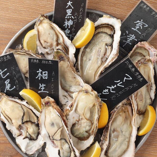 厳選された新鮮な牡蠣が1年中楽しめます♪さらに料理に合わせたワインは約100種完備！