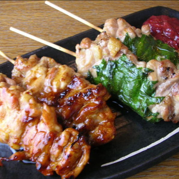 [Must order when you come to eat road!] Specialty chicken neck yakitori