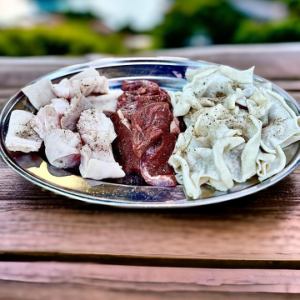 ホルモン三兄弟