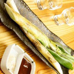 Grilled freshly cut bonito flakes