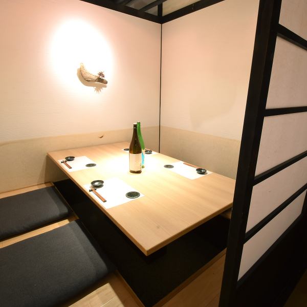 [Recommended for banquets and drinking parties] Adult private room space that can be used by 2 people.A hideaway izakaya with a Japanese atmosphere.A completely private room with a door can be used in various situations, so you can enjoy eating and drinking without worrying about your surroundings!