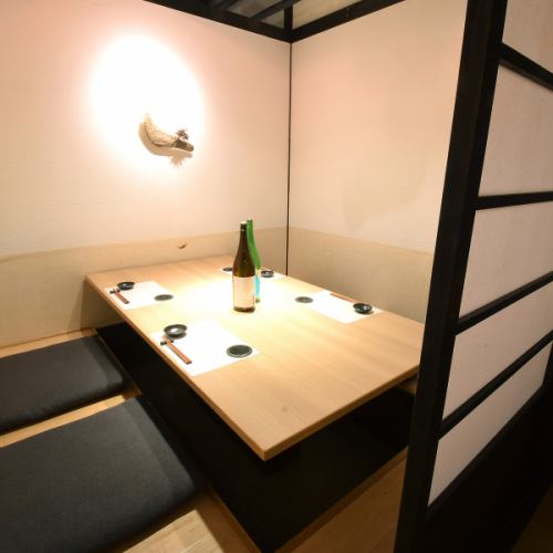<p>[Recommended for banquets and drinking parties] Adult private room space that can be used by 2 people.A hideaway izakaya with a Japanese atmosphere.A completely private room with a door can be used in various situations, so you can enjoy eating and drinking without worrying about your surroundings!</p>