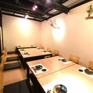 Complete private room.The perfect space for an adult drinking party.A private room with sunken kotatsu that can be used by 2 to 12 people.