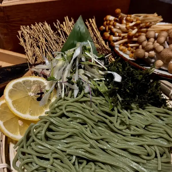★必食！店炊き出汁つゆを味わう抹茶蕎麦 各種♪