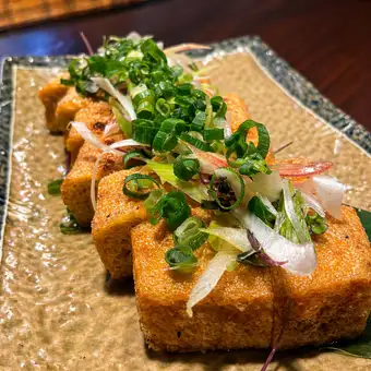 ★【新潟名物】炭火焼き栃尾揚げ(薬味盛り)
