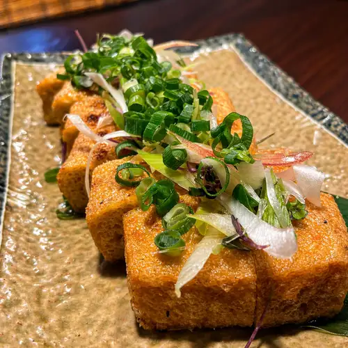 ★【新潟名物】炭火焼き栃尾揚げ(薬味盛り)