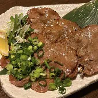 牛タン炭火焼き