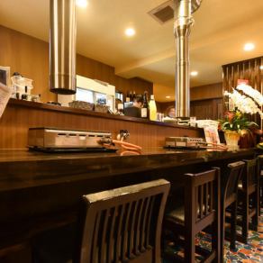There are 6 counter seats where even one person can enjoy a meal in peace.Recommended for a quick drink on your way home from work or for a date!