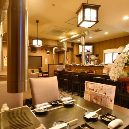 落ち着いた雰囲気の店内