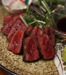 和牛の炭焼きタタキ