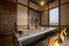 6～8名様用お座敷（掘りごたつ）個室　1室完備