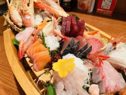 Crab included! Deluxe boat platter (7 types) course with all-you-can-drink 6,000 yen