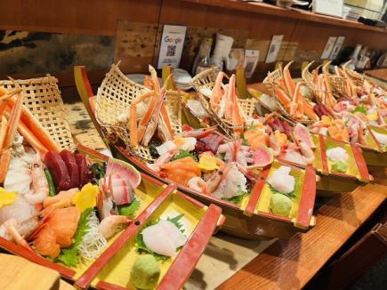 Crab included!Specially selected boat platter (8 types) course 7,000 yen with all-you-can-drink included