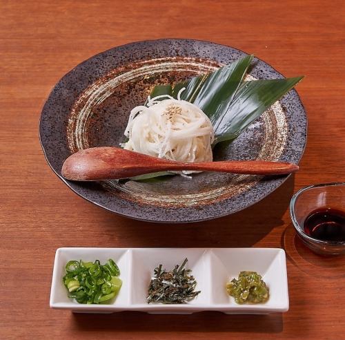 山葵と食べる！山芋のそうめん風